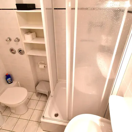 Loescher, Friedrich Fw 7 Apartment