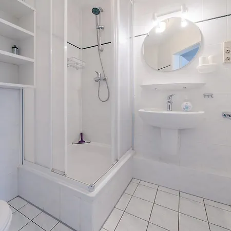 Loescher, Friedrich Fw 7 Apartamento Zingst